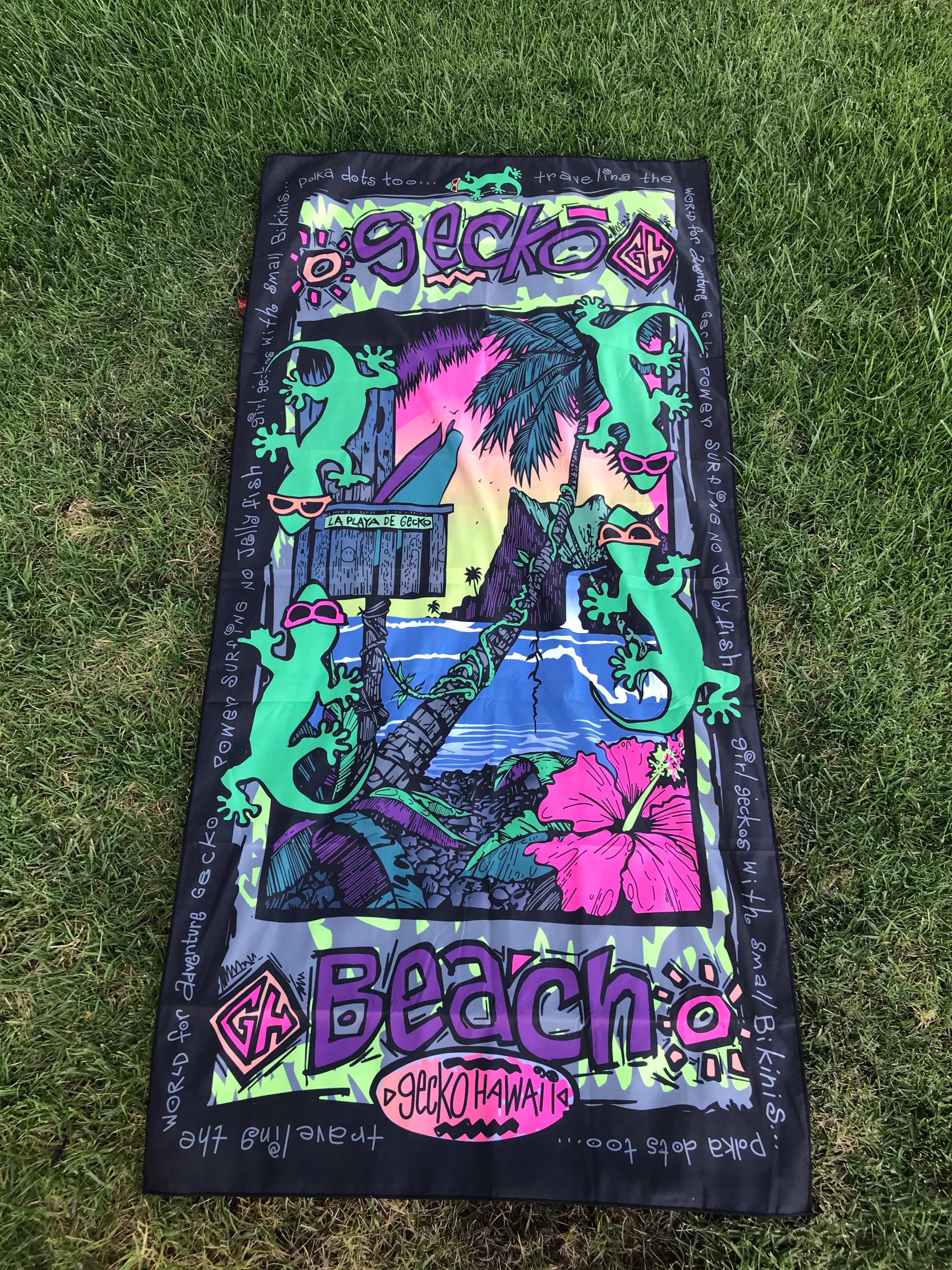 Gecko Beach-- Microfiber Beach Towel - Image 2